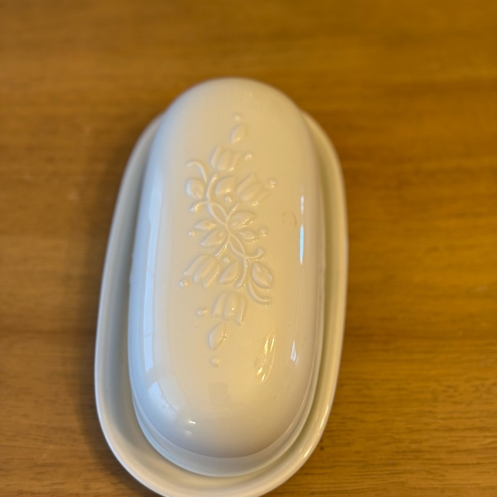 Vintage PRINCESS HOUSE PORCELAIN VERANDA BUTTER DISH - Picture 2 of 7